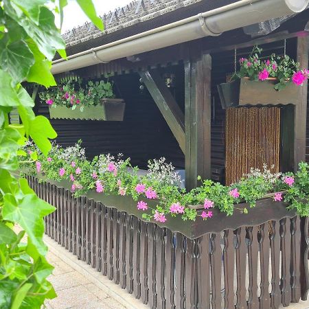 Amb Village Point Dob 외부 사진