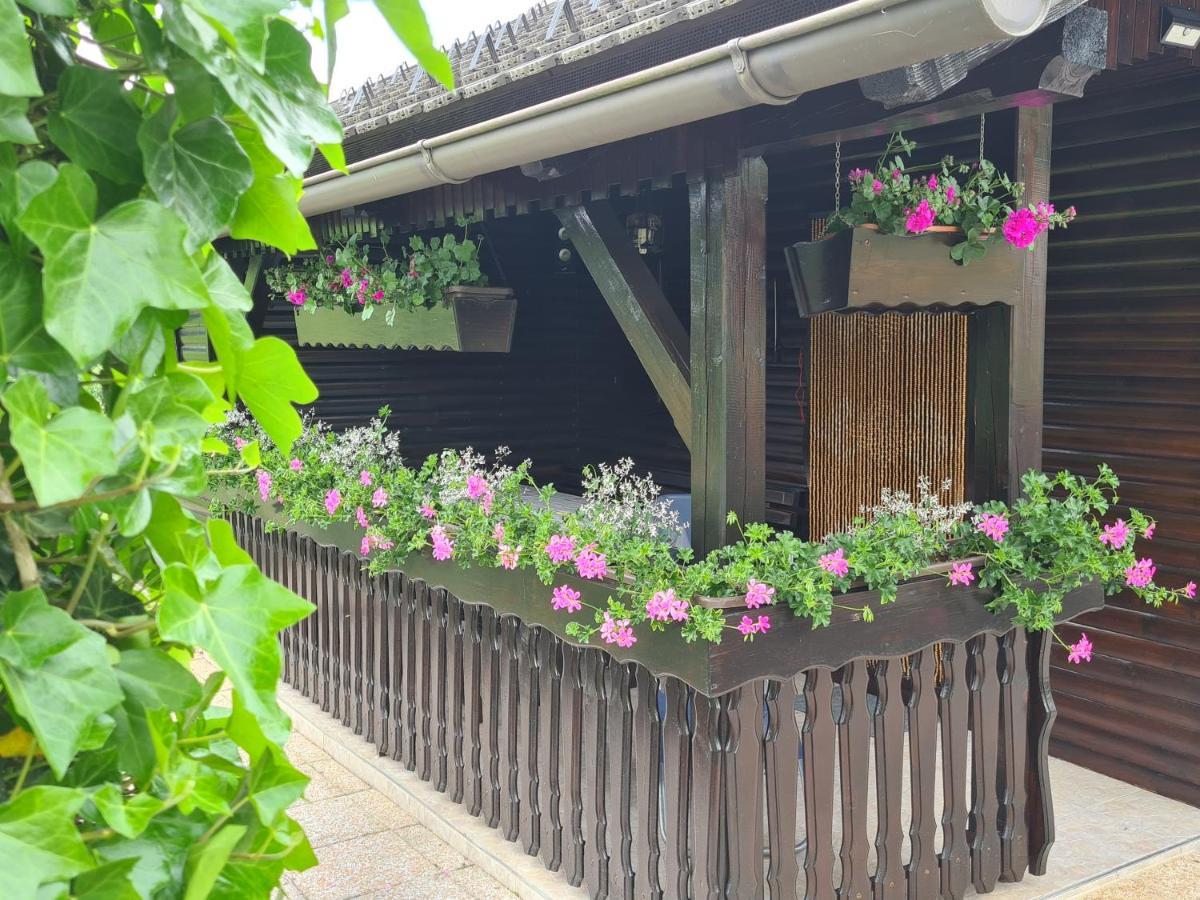 Amb Village Point Dob 외부 사진